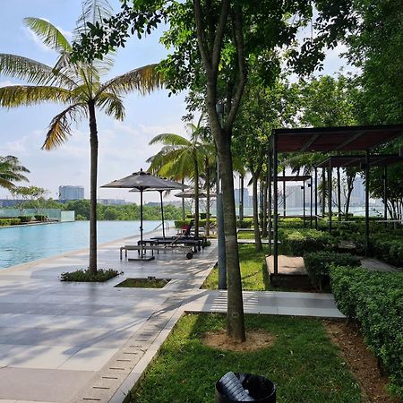 Sandy Suite By Sm Hub Cyberjaya Exterior photo